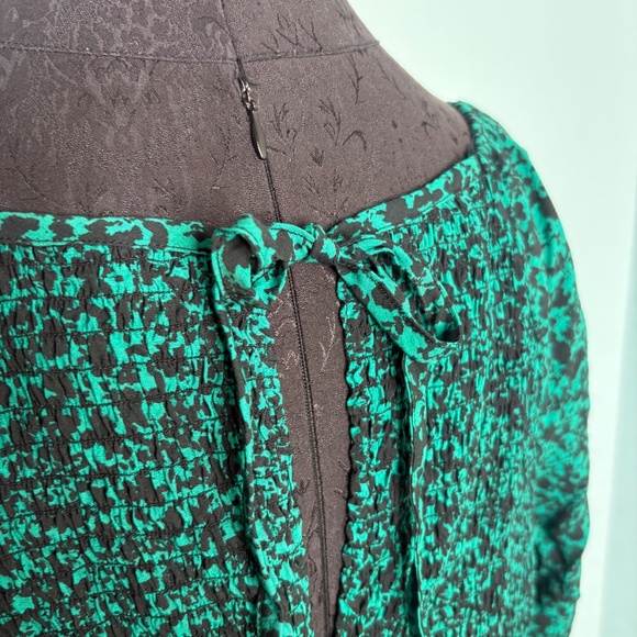 Ava Viv Plus Size Peplum Smocked Blouse - Picture 8 of 13